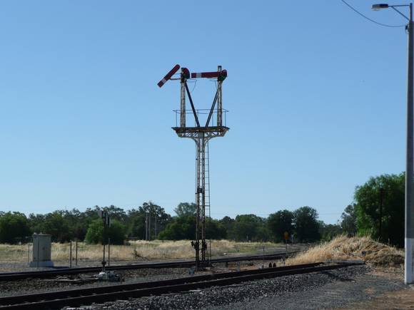 DUNOLLY RAILWAY STATION SOHE 2008