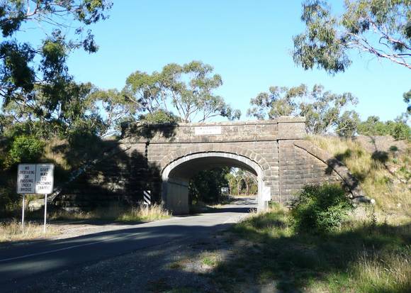 RAIL BRIDGE AND EMBANKMENT SOHE 2008