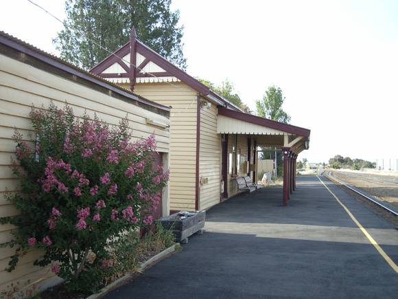 PYRAMID HILL RAILWAY STATION SOHE 2008