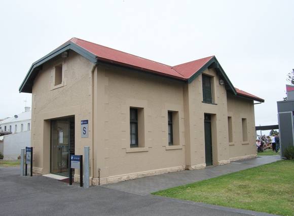POLICE STATION COMPLEX SOHE 2008