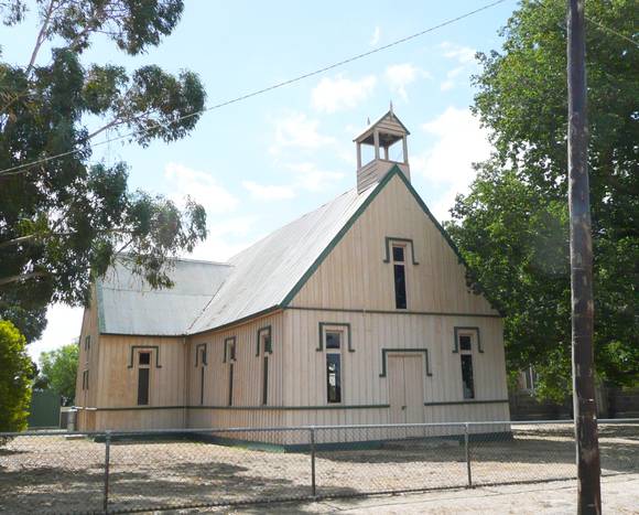 FORMER ST PAULS CHURCH OF ENGLAND SOHE 2008