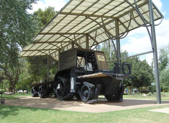 BIG LIZZIE SOHE 2008