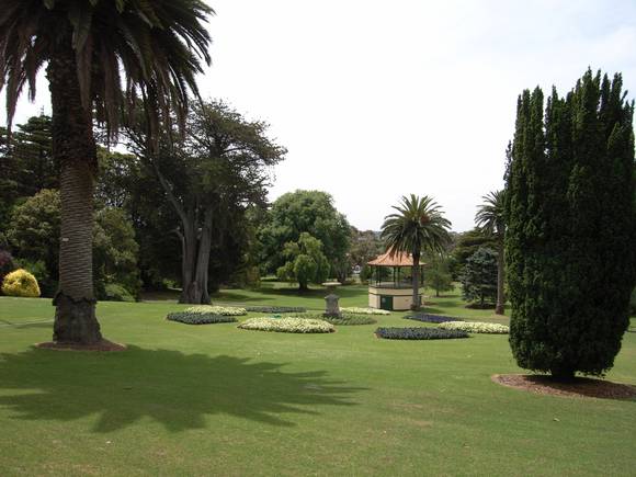 WARRNAMBOOL BOTANIC GARDENS SOHE 2008