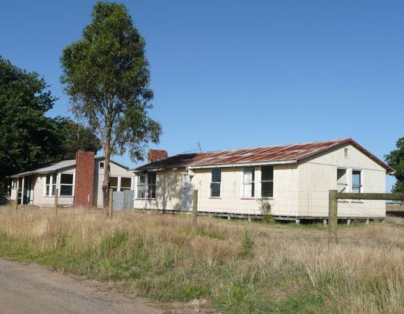 FORMER BALLARAT RAAF BASE SOHE 2008
