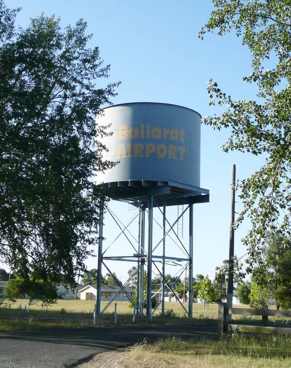 FORMER BALLARAT RAAF BASE SOHE 2008
