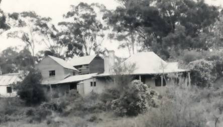 B2028 Old Dickman Cottage 