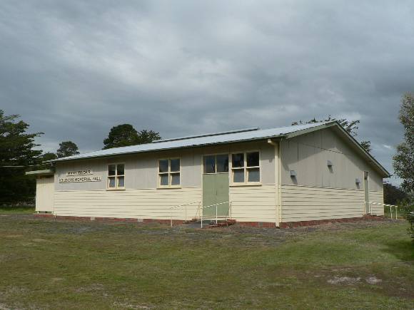 Mannibadar Memorial Hall, Rokewood Skipton Road Mannibadar
