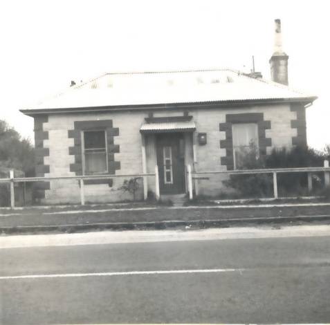 B0301 House High Street Kyneton