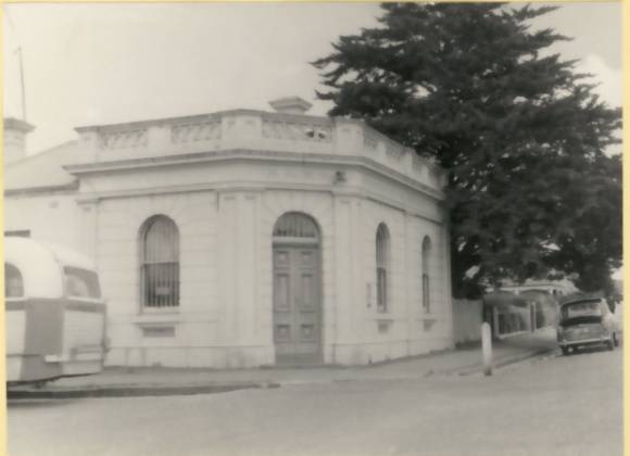 B0855 Former National Bank Winchelsea