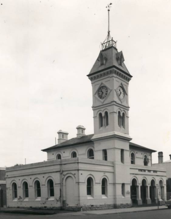 B2733 Post Office cnr Mollison & Jennings Sts Kyneton