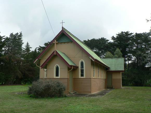 Sacred Heart Catholic Church, 70 High Street, Inverleigh