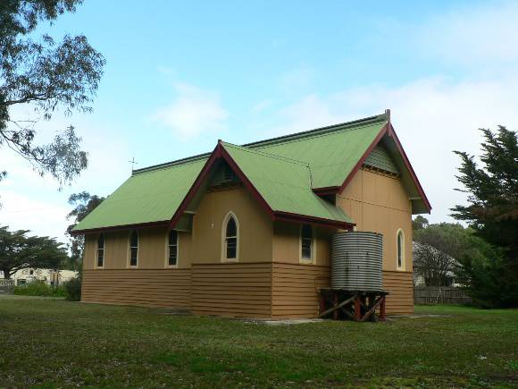 Sacred Heart Catholic Church, 70 High Street, Inverleigh