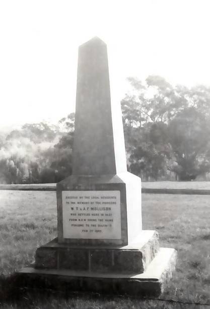 B1869 Monument Northern Hwy Pyalong
