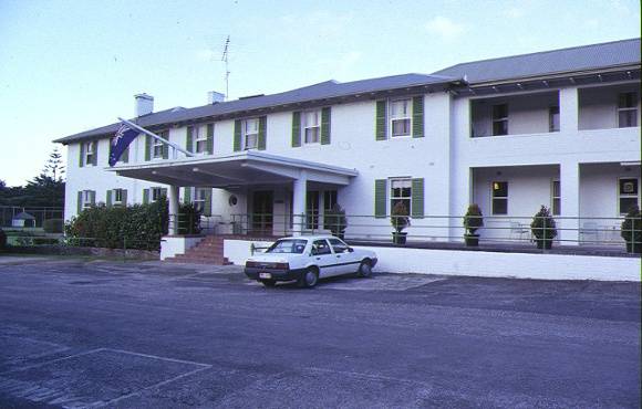 1 erskine house mountjoy parade lorne front view