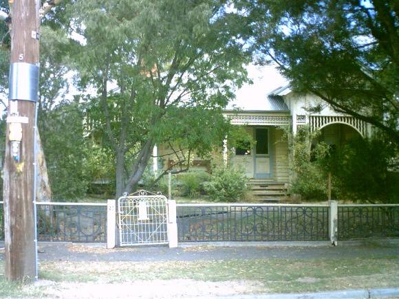 25-27 Lupton Street, Geelong West
