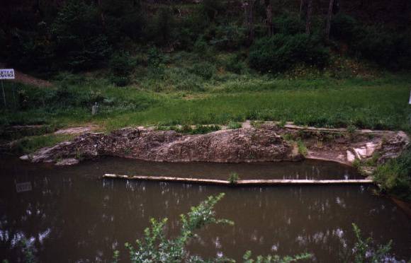 hepburn swimming pool long view lg nov99