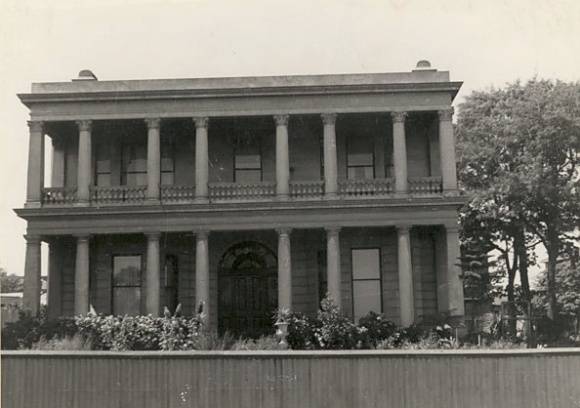 B0490 Toldara, then Shirley, 40 Alma Rd St Kilda