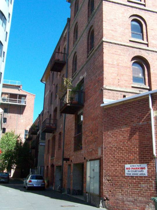 Victoria Distillery