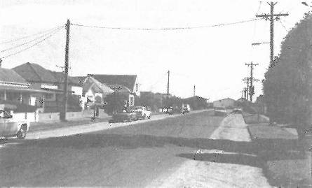 4.5.1_Bridge Street looking North 1981