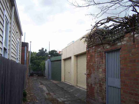Fitzroy North Rae Street 111rear.JPG