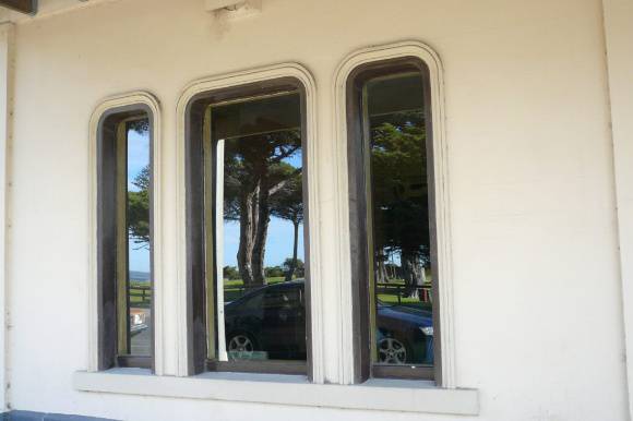 The Esplanade Hotel, 2 Gellibrand Street