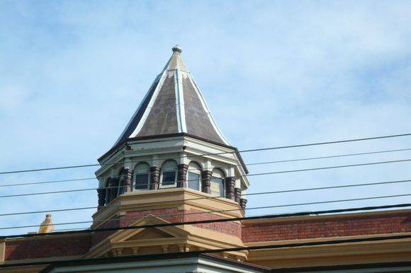 Queenscliff Hotel, 16 Gellibrand Street