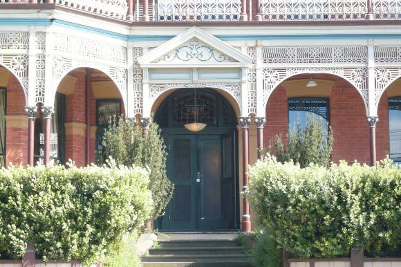 Queenscliff Hotel, 16 Gellibrand Street