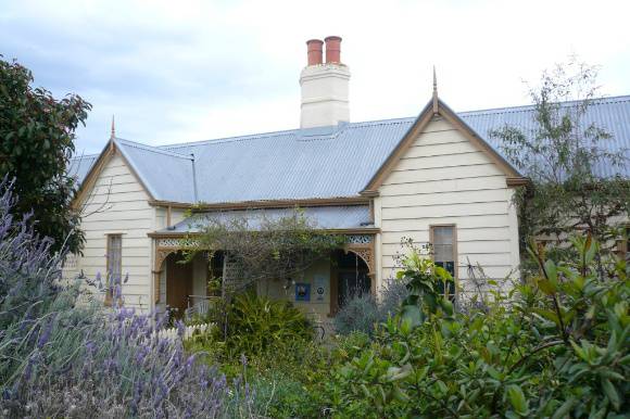 66-68 Gellibrand Street