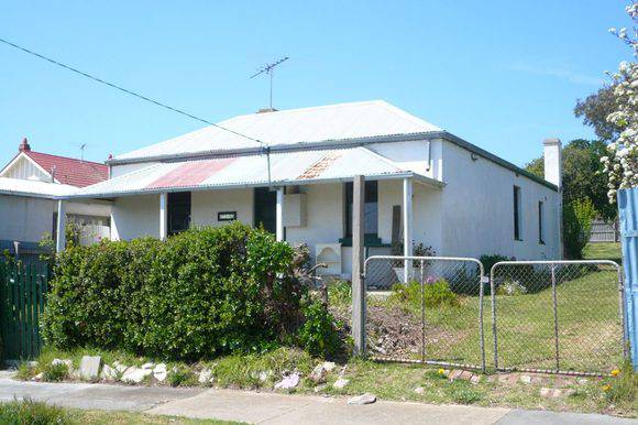 Stavely, 1 Henry Street, Queenscliff