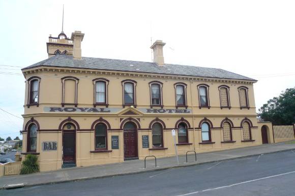 Royal Hotel, 34-38 King Street, Queenscliff