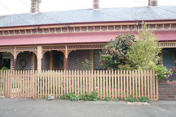 Thanet Terrace, (formerly Thanet Cottages), 34-44 Learmonth Street Queenscliff