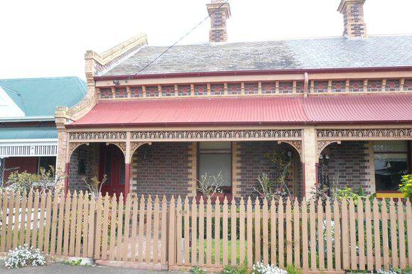 Thanet Terrace, (formerly Thanet Cottages), 34-44 Learmonth Street Queenscliff