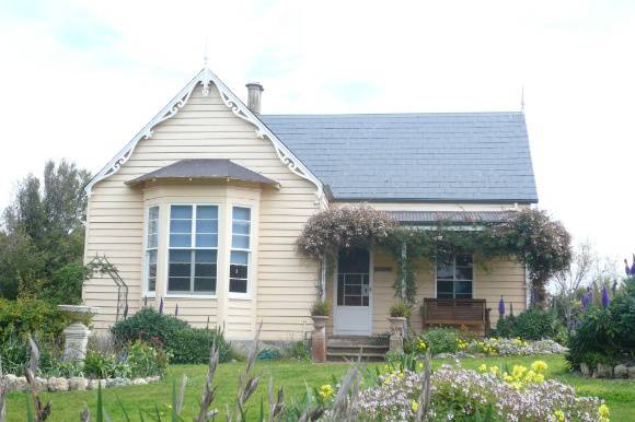 Clutha Cottage, 20 Mercer Street, Queenscliff