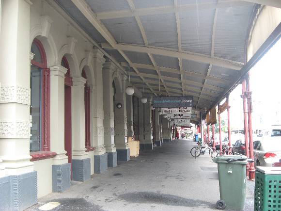 Municipal Buildings_North Melbourne_shops_KJ_Nov 09
