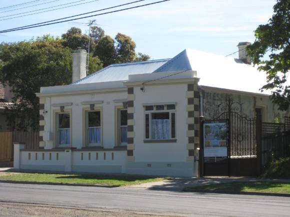 Caribou Cottage, 22 Gellibrand Street