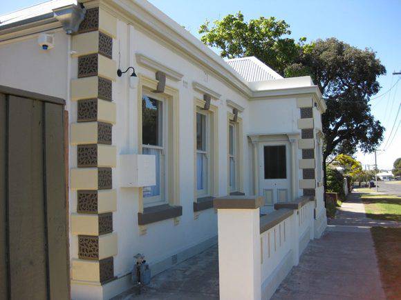 Caribou Cottage, 22 Gellibrand Street