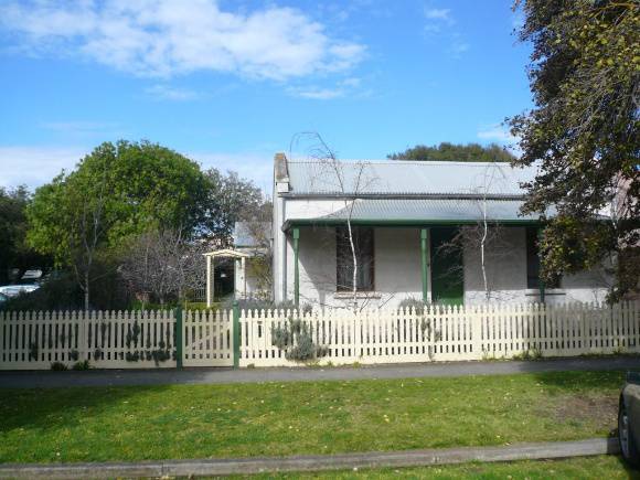 31 Learmonth Street, Queenscliff