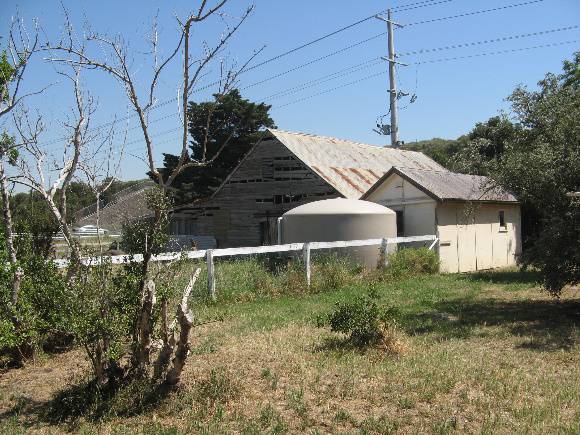 Clonard_milking/shearing shed and milking machine shed
