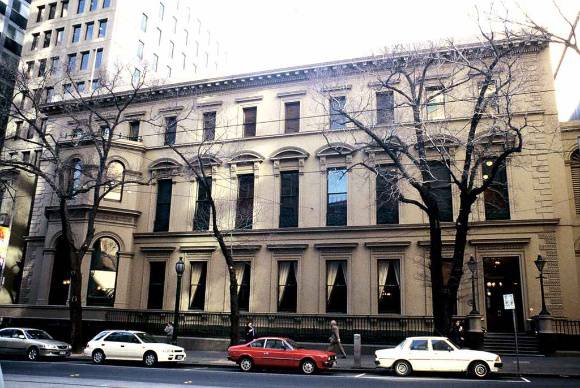 B0075 The Melbourne Club