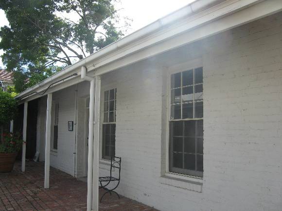 Berkeley Hall_St Kilda_rear servants' quarters_KJ_Dec 09