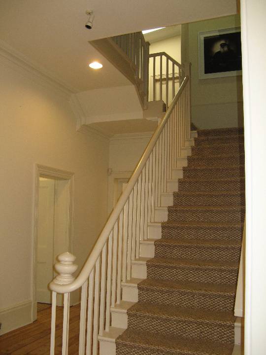 Berkeley Hall_staircase_KJ_Dec 09.jpg