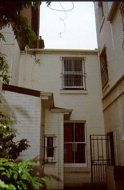 little parndon east melbourne h56 rear jan2000