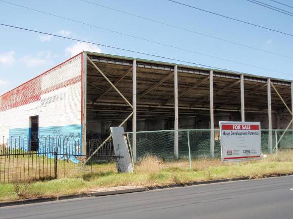 HO83(1) - Eta Factory, 254 Ballarat Road, Braybrook.JPG