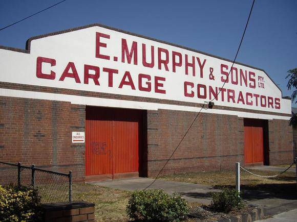 HO182 (2) - Murphy's Transport, 248 Whitehall Street, Yarraville.JPG