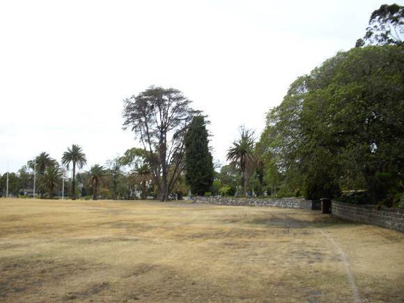 HO138 (3) - Yarraville Gardens, 139-147 Hyde Street, Yarraville.JPG