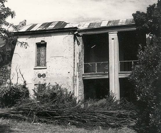 B0002 Lucerne Farm Farm Rd Alphington