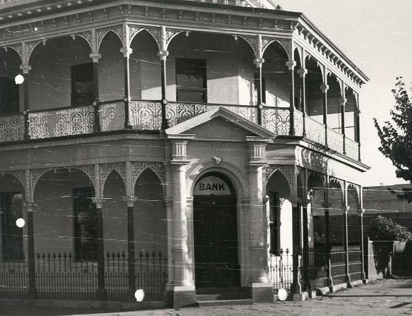 B0399 Bank of NSW Benalla