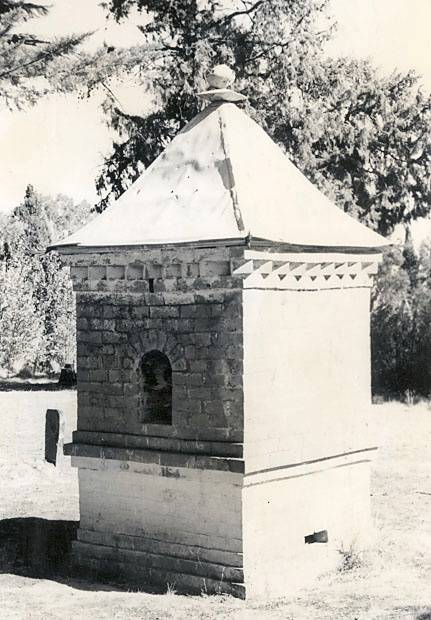 B3054 Chinese Funerary Oven 