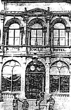 Commercial Conservation Precinct - appropiate lettering style and positioning of sign -  1983 Buninyong Conservation Study