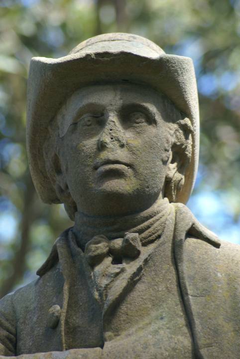 B0515 Robert Burns Statue Camperdown